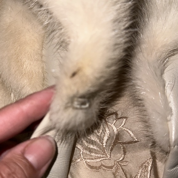 Vintage Gwynn Carpenter Fur Leather Belted Jacket - Picture 12 of 15